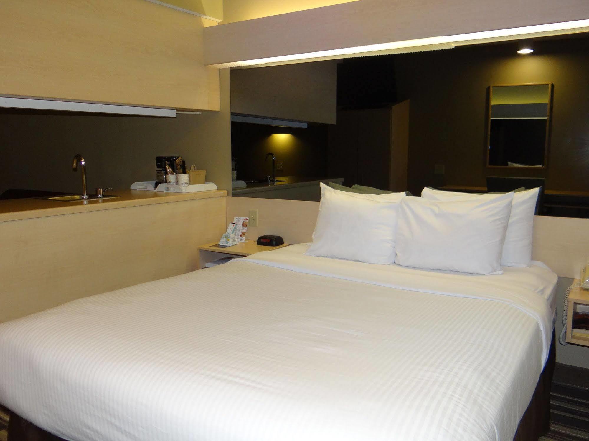Microtel Inn And Suites - Salisbury Kültér fotó